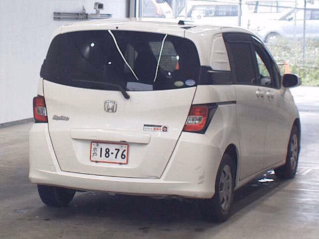 HONDA FREED SPIKE
