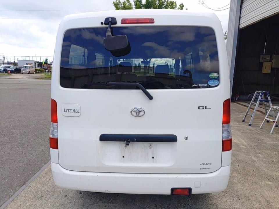 TOYOTA LITE ACE