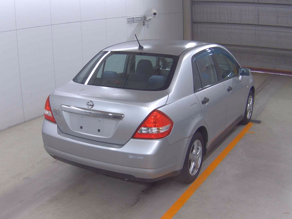 NISSAN TIIDA LATIO