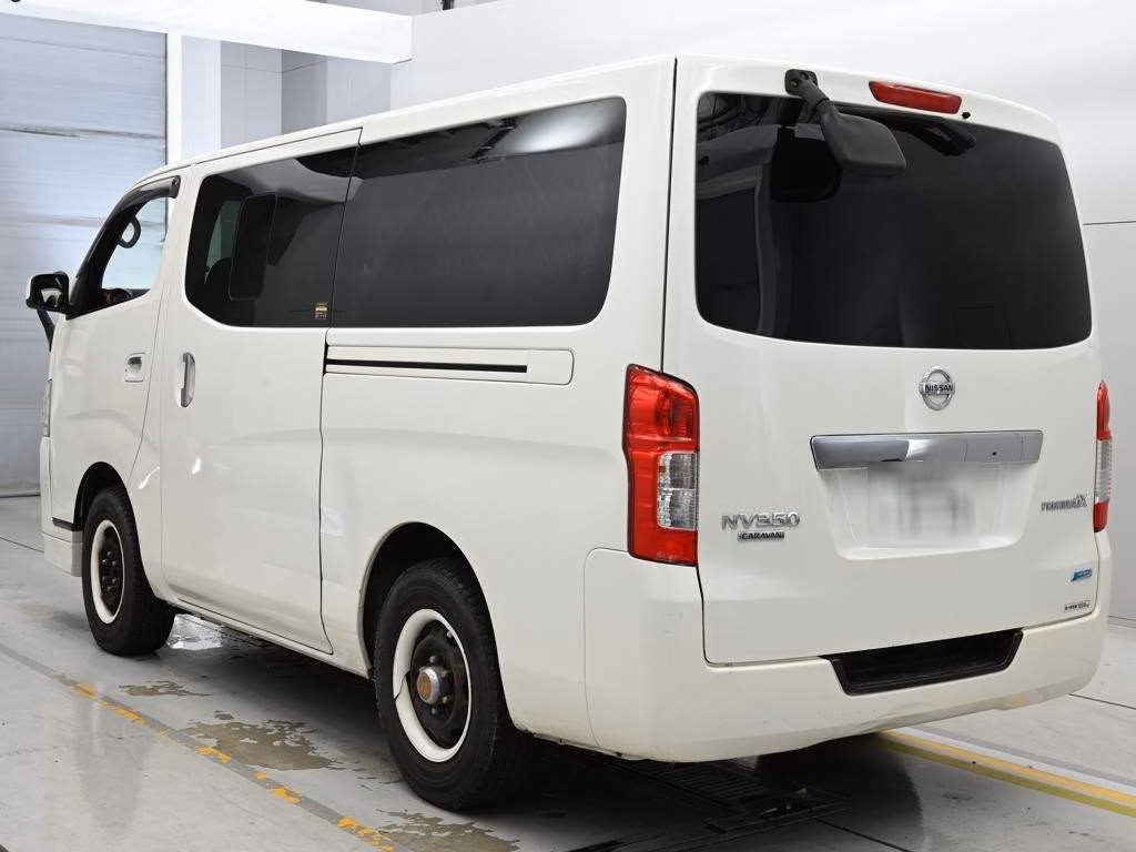 NISSAN NV350 CARAVAN
