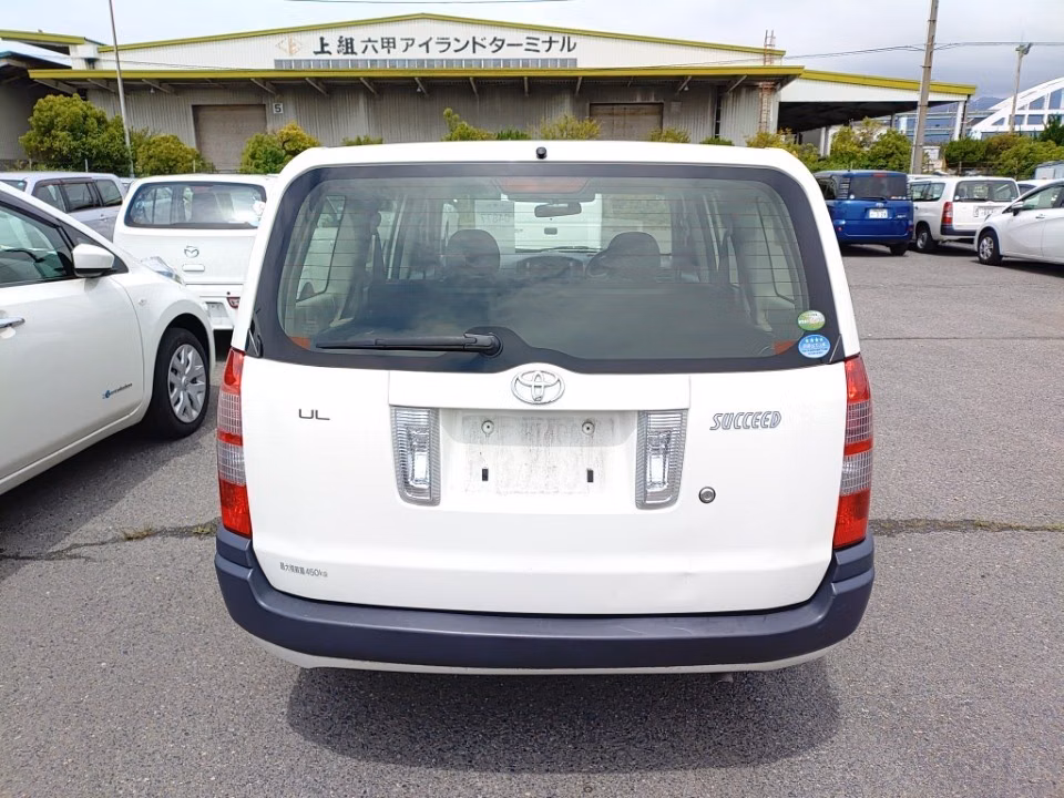 TOYOTA PROBOX