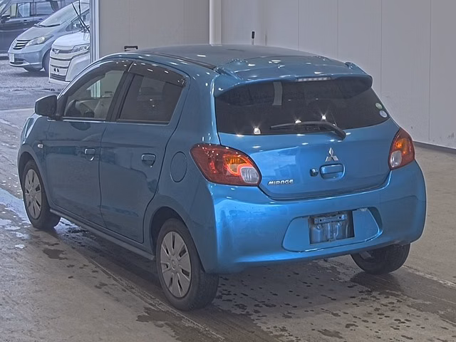 MITSUBISHI MIRAGE
