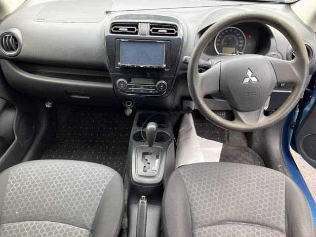 MITSUBISHI MIRAGE