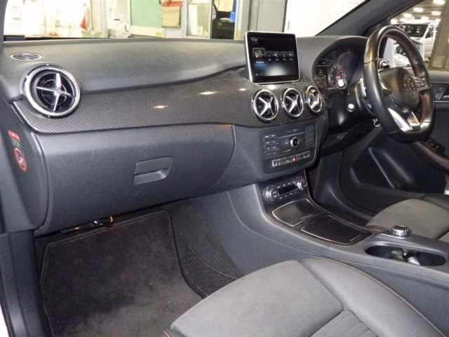 MERCEDES-BENZ B-CLASS