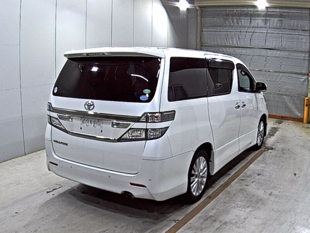 TOYOTA VELLFIRE