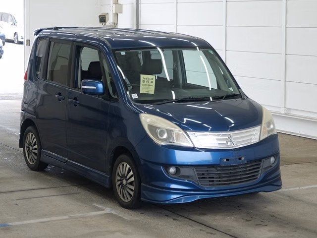 MITSUBISHI DELICA D:2