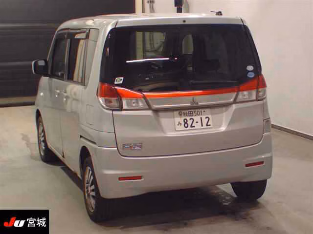 MITSUBISHI DELICA D:2