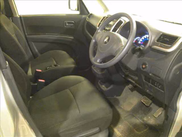 MITSUBISHI DELICA D:2