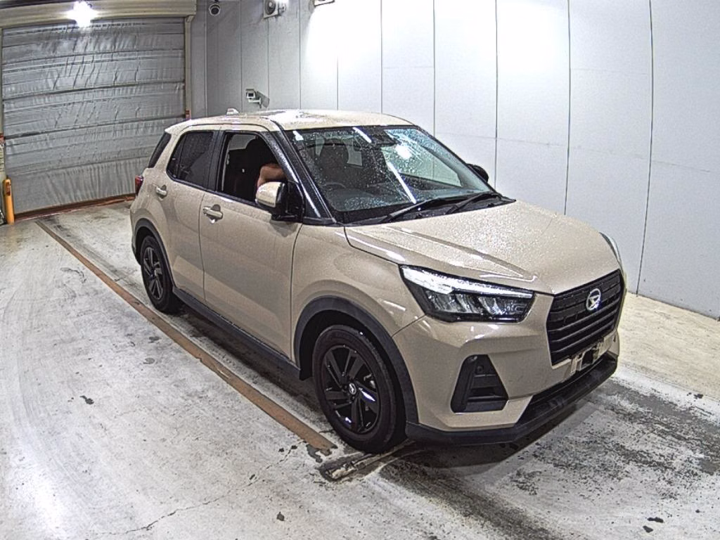 DAIHATSU ROCKY