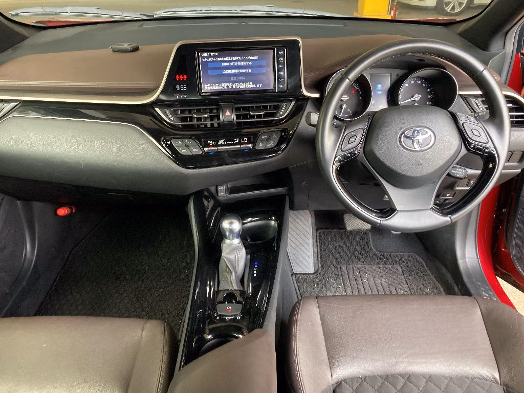TOYOTA C-HR