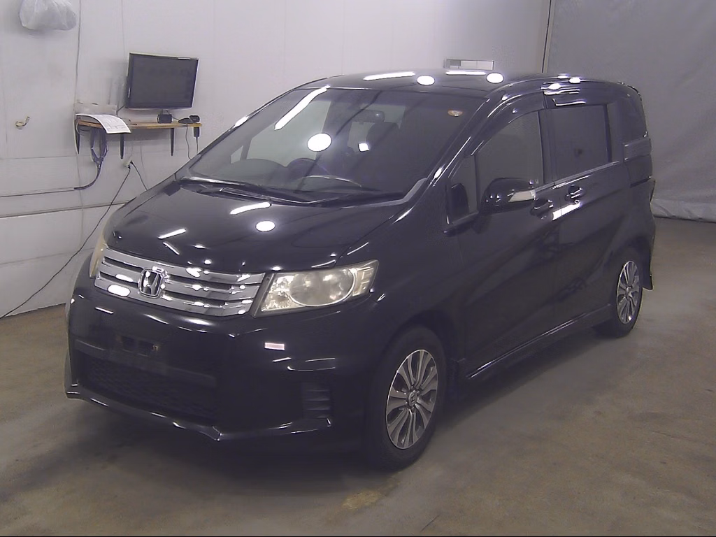 HONDA FREED SPIKE