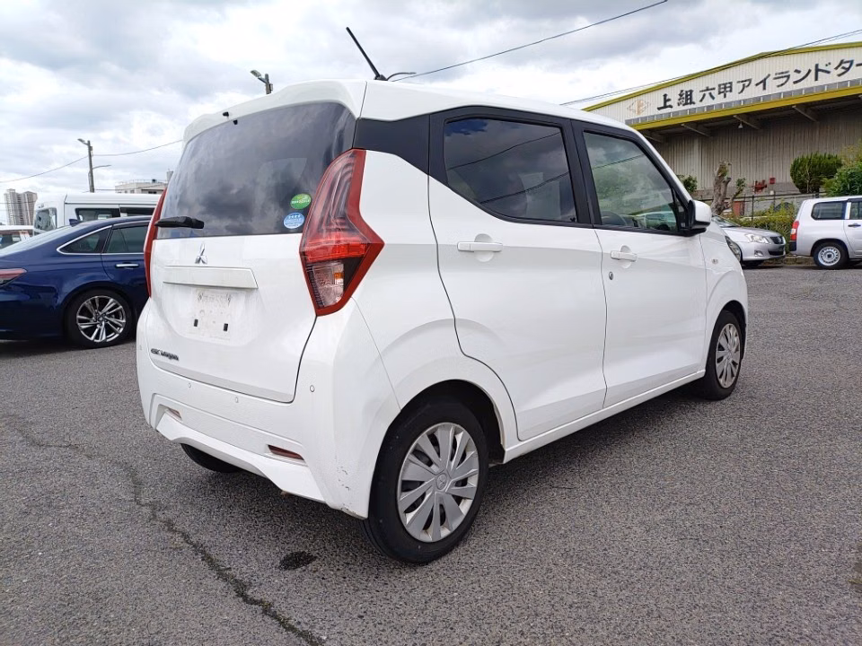 MITSUBISHI EK WAGON