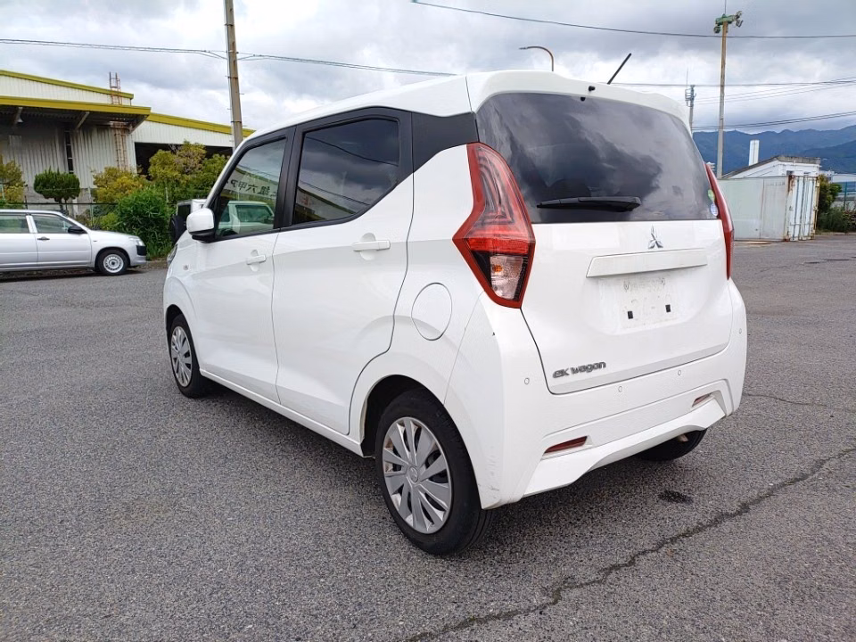 MITSUBISHI EK WAGON