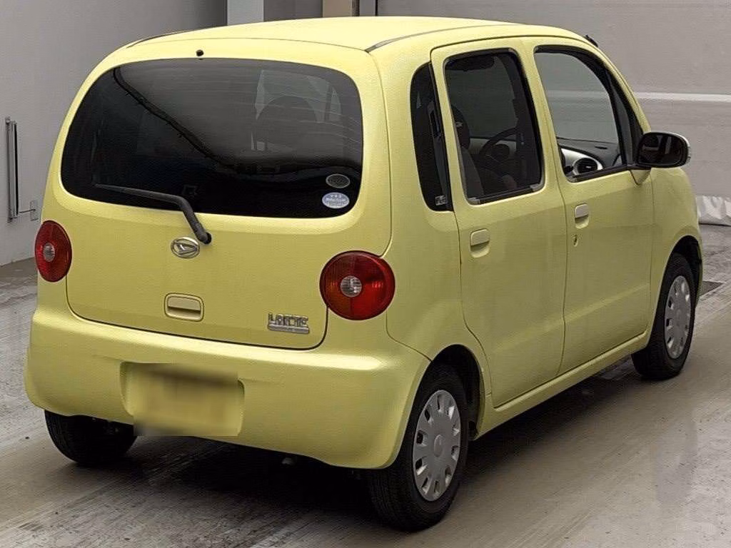 DAIHATSU MOVE LATTE
