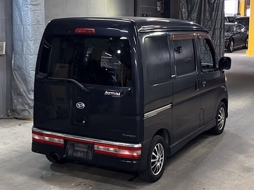 DAIHATSU ATRAI