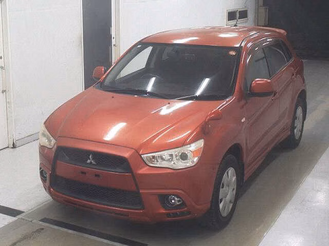 MITSUBISHI RVR