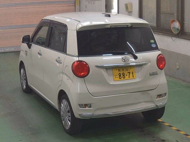 DAIHATSU CAST