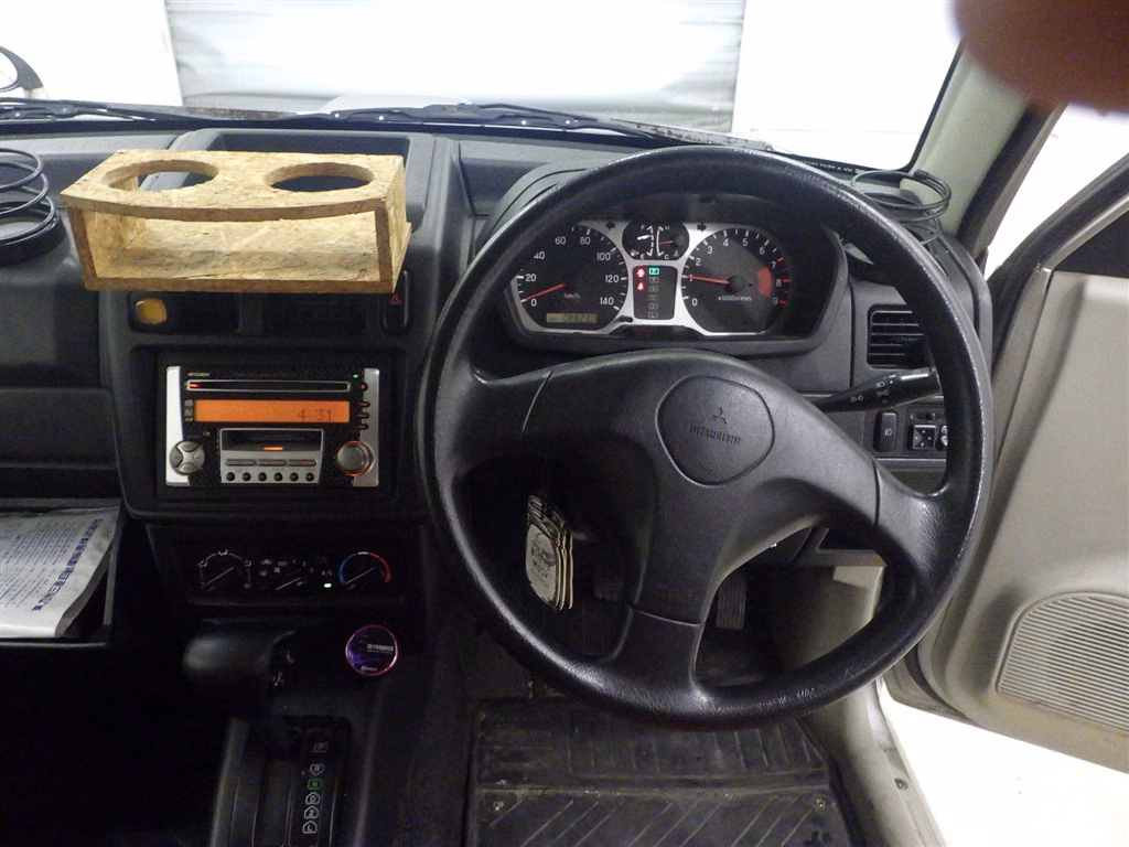 MITSUBISHI PAJERO MINI