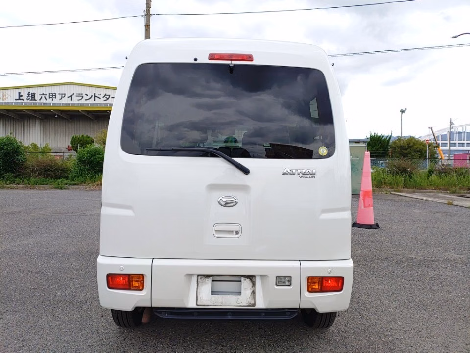 DAIHATSU ATRAI