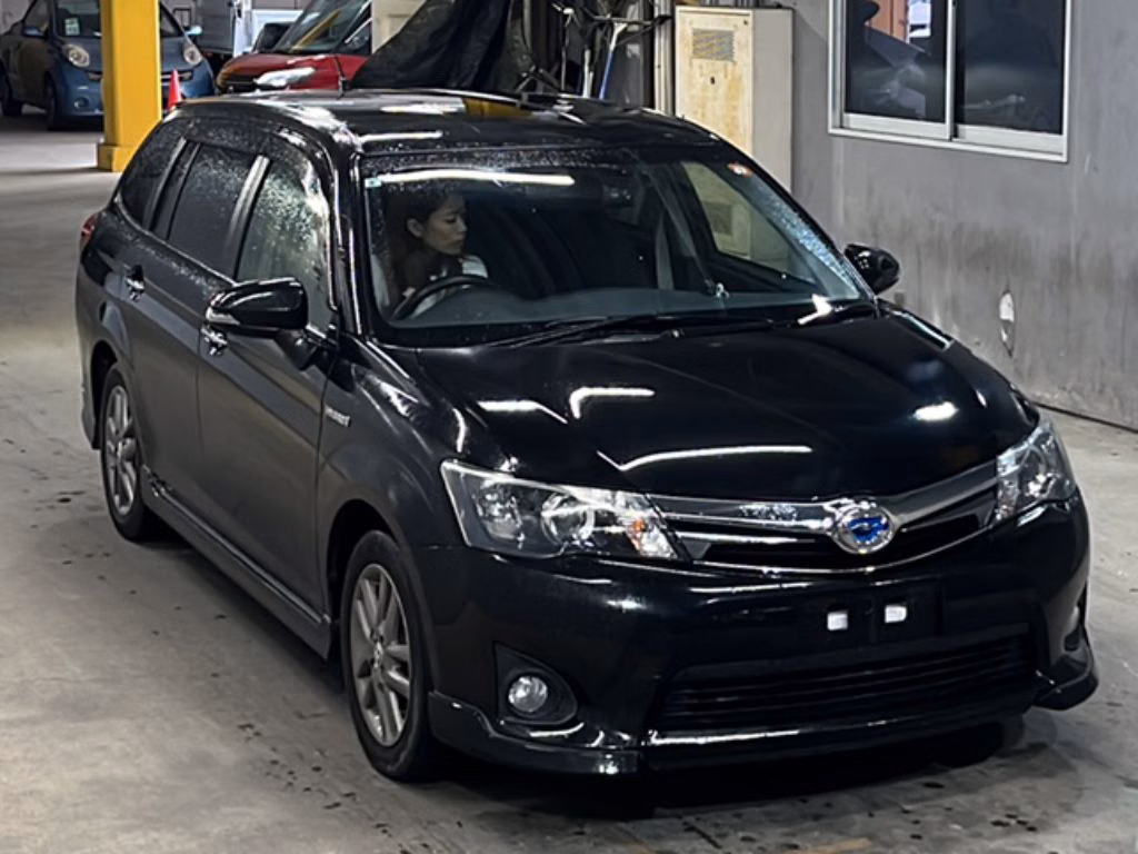 TOYOTA COROLLA FIELDER