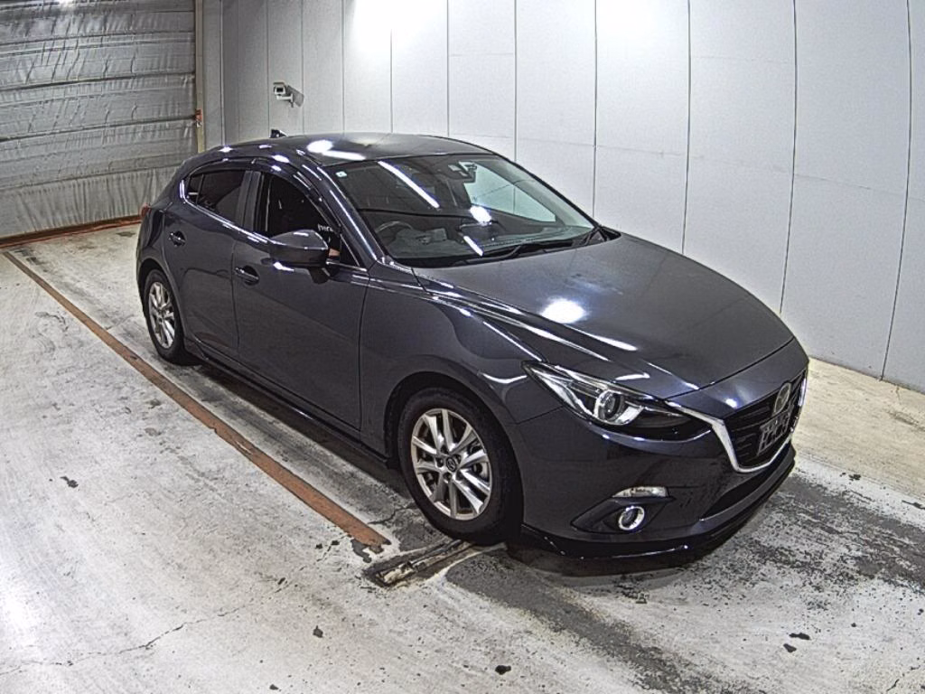 MAZDA AXELA