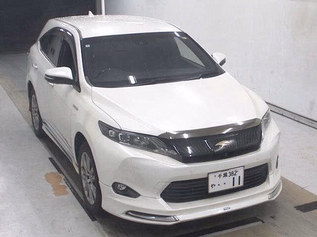 TOYOTA HARRIER