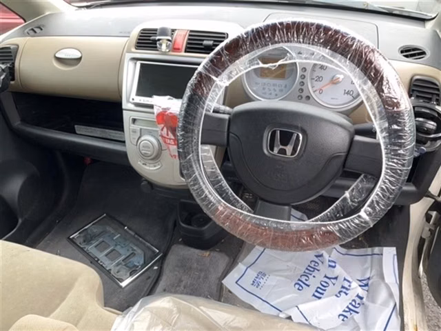 HONDA LIFE