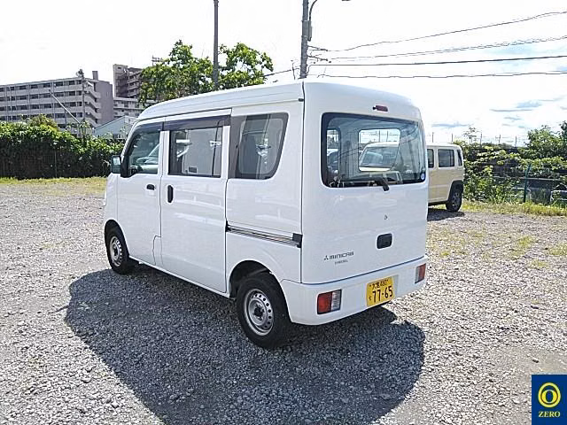 MITSUBISHI MINICAB