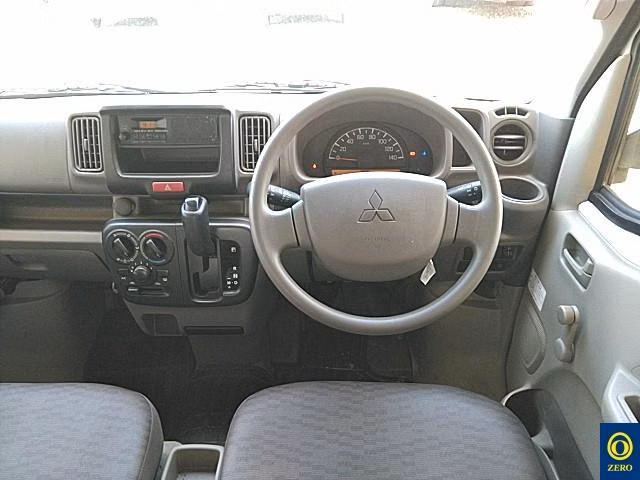 MITSUBISHI MINICAB