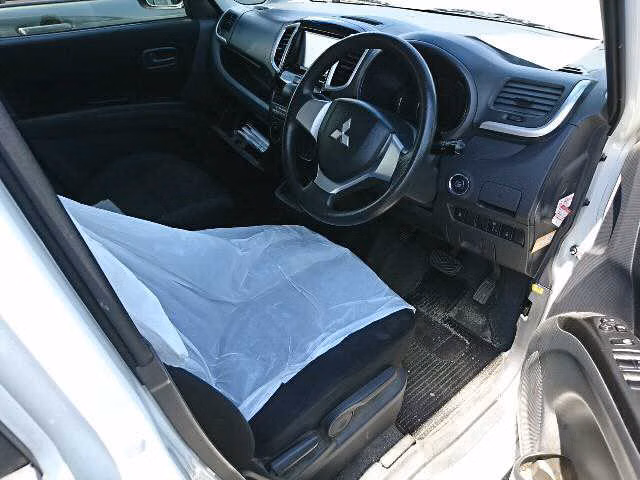 MITSUBISHI DELICA D:2