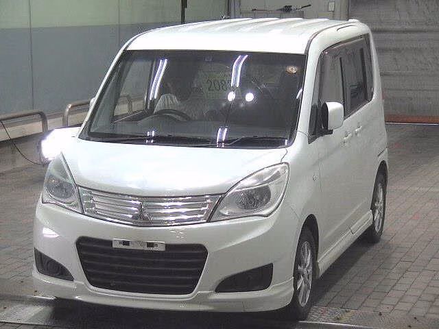 MITSUBISHI DELICA D:2