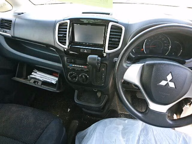 MITSUBISHI DELICA D:2