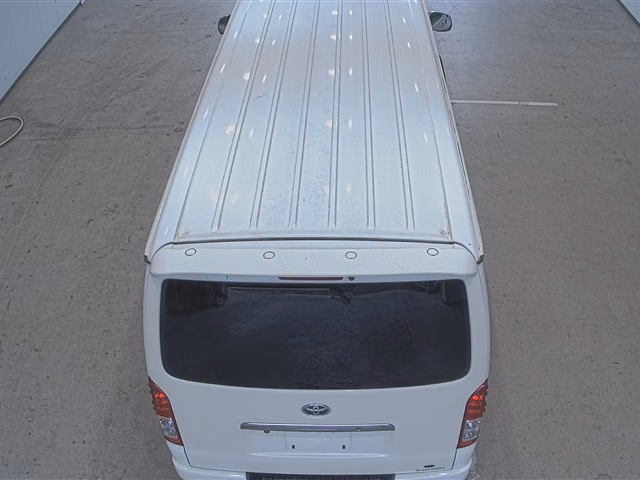TOYOTA REGIUS ACE