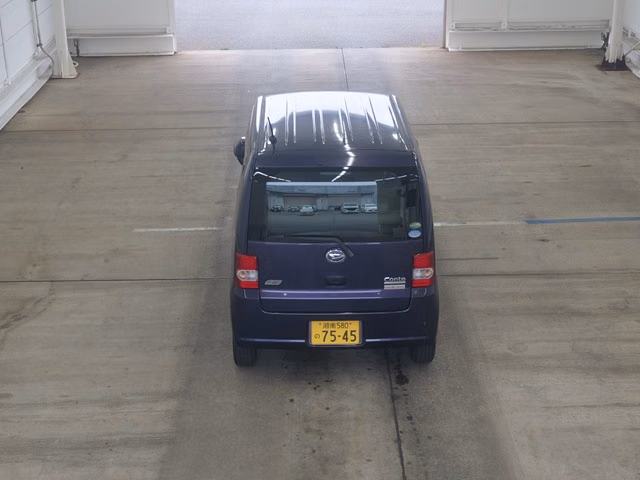 DAIHATSU MOVE CONTE