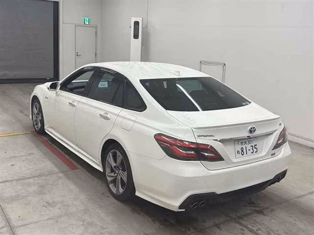 TOYOTA CROWN