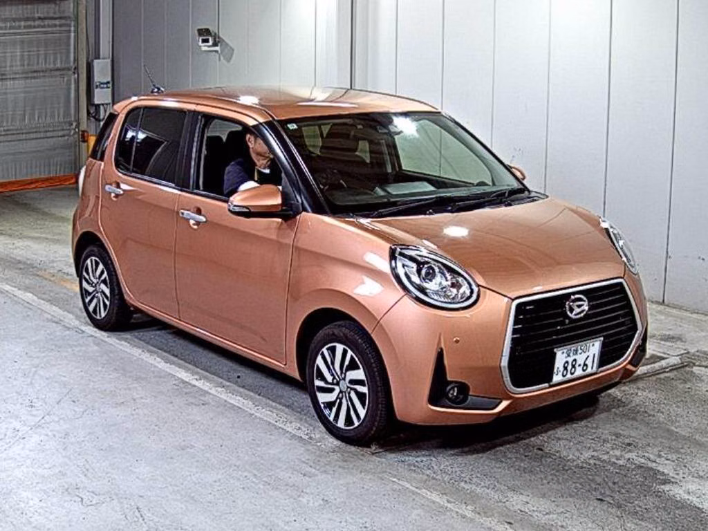 DAIHATSU BOON
