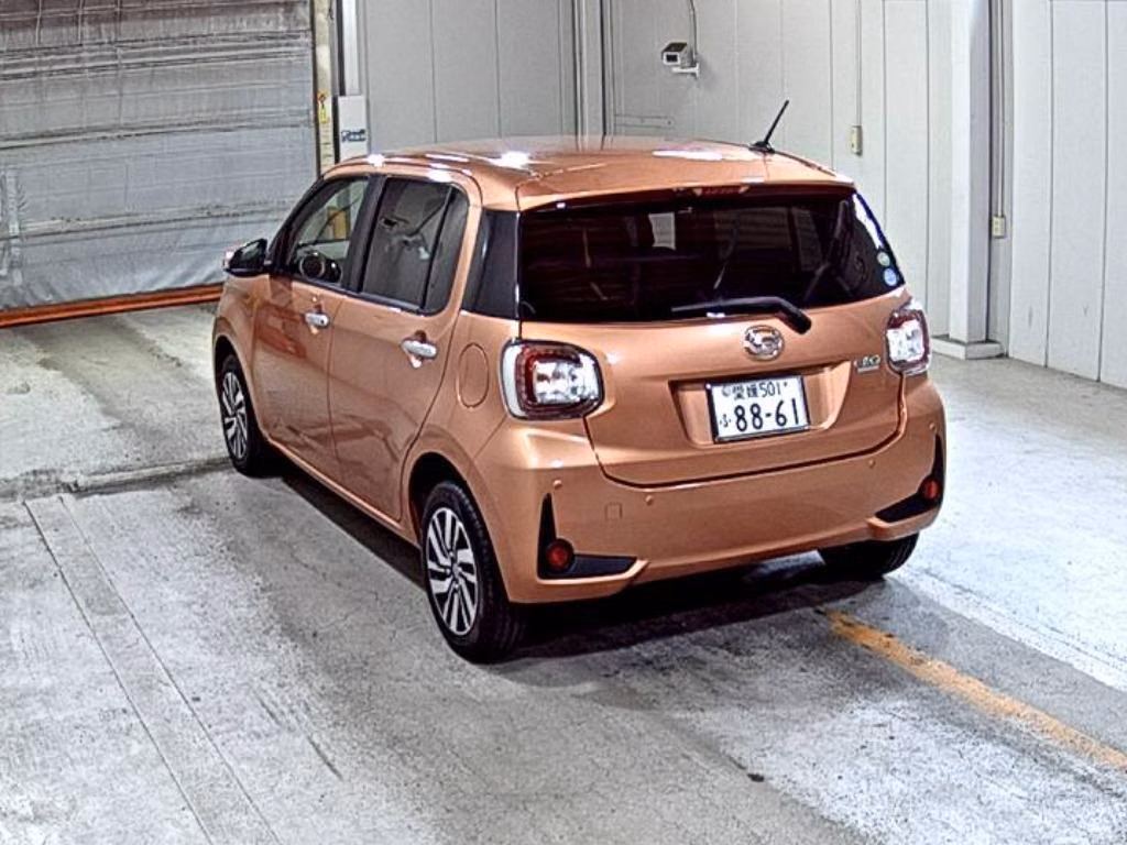 DAIHATSU BOON