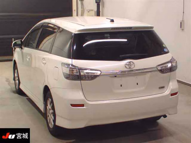 TOYOTA WISH