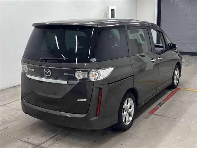 MAZDA BIANTE