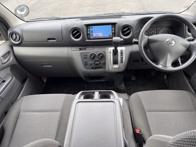 NISSAN NV350 CARAVAN