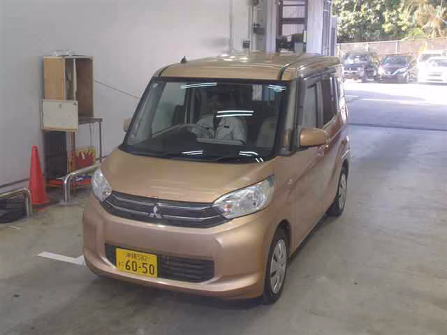 MITSUBISHI EK SPACE