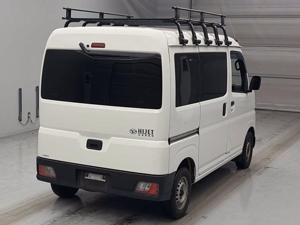 DAIHATSU ATRAI