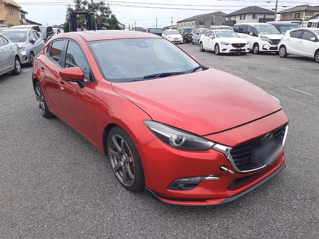 MAZDA AXELA