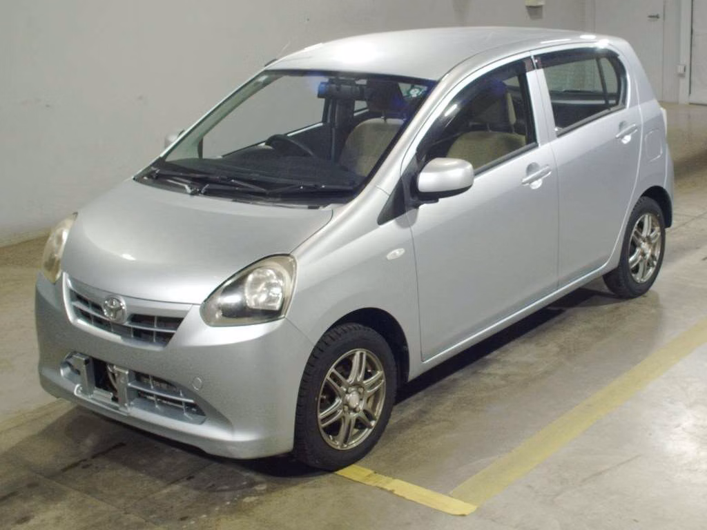TOYOTA PIXIS EPOCH