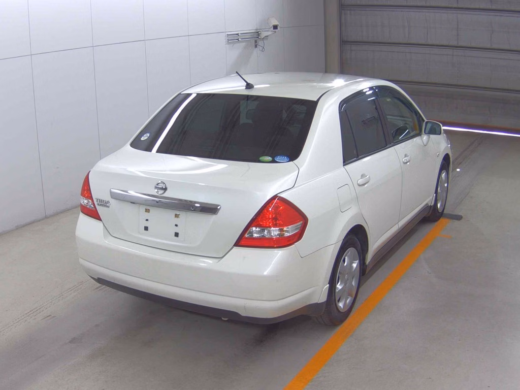 NISSAN TIIDA LATIO