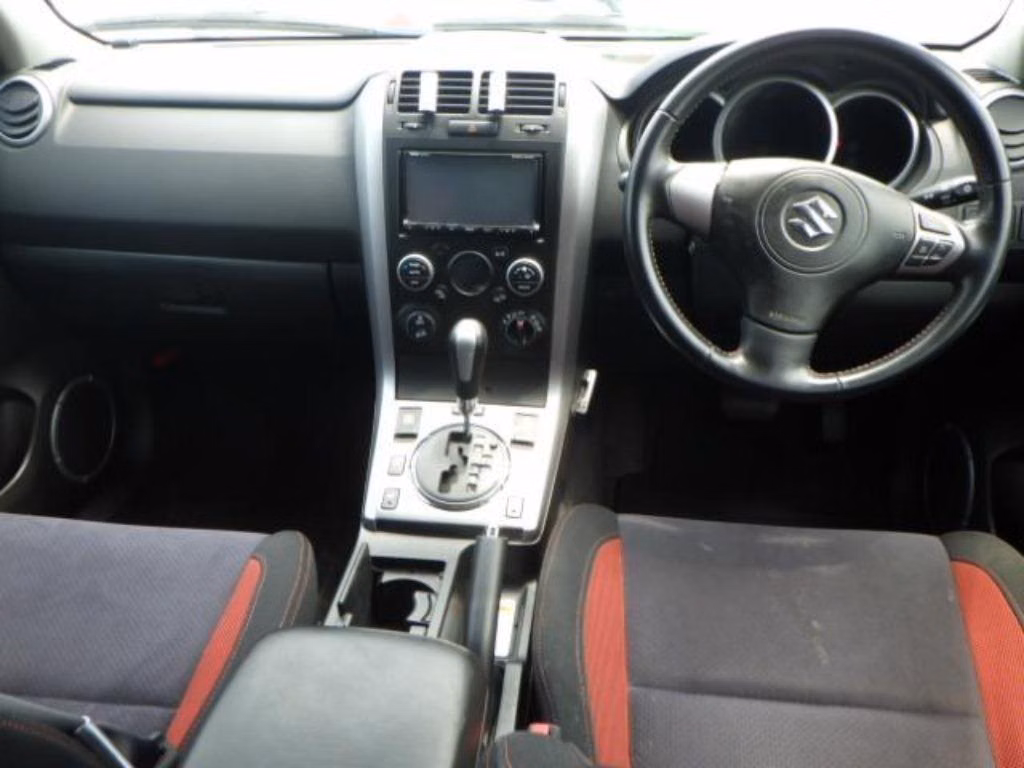 SUZUKI ESCUDO