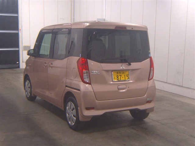 MITSUBISHI EK SPACE