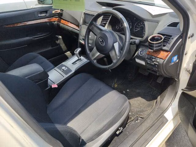 SUBARU LEGACY B4