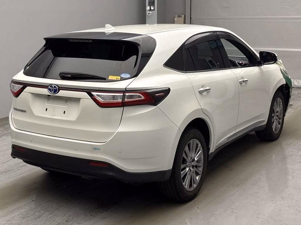 TOYOTA HARRIER