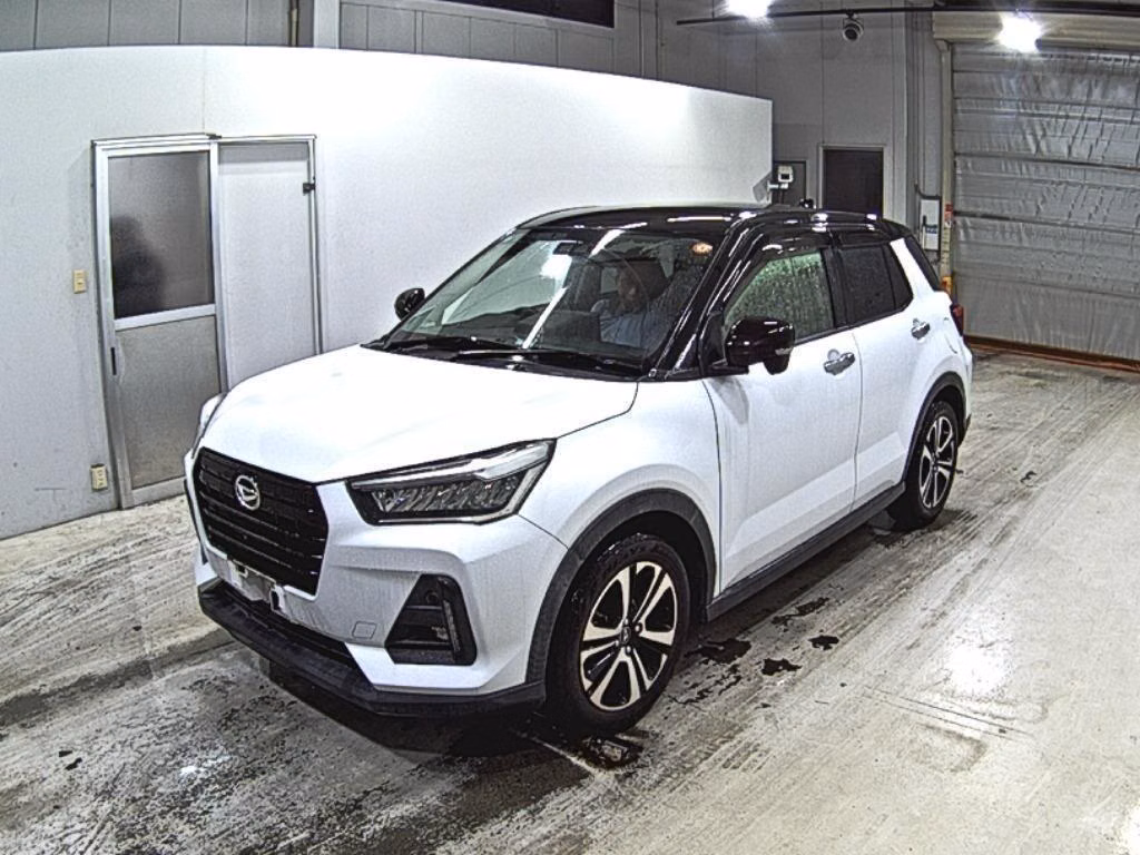 DAIHATSU ROCKY